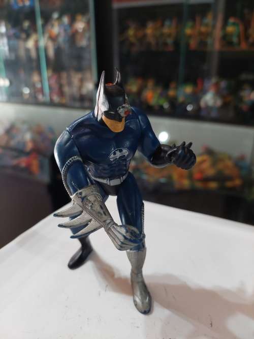 1994 KENNER CYBORG BATMAN VINTAGE FIGURE