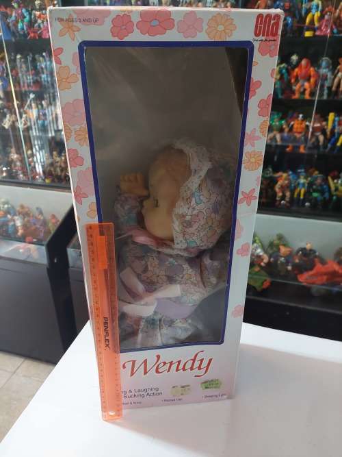 Vintage WENDY DOLL WITH BOX `UNTESTED` Vintage Figures