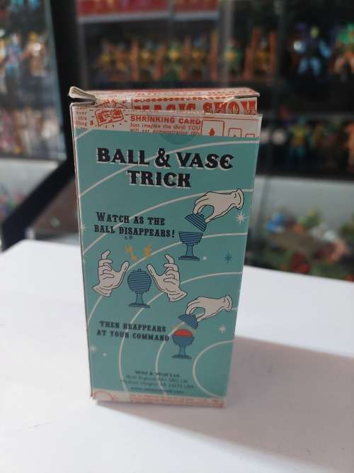 MAGIC BALL AND VASE TRICK