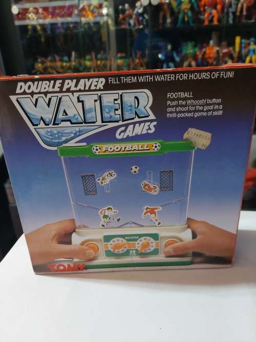 1980`s BOXED TOMY DOUBLE PLAYER WATER GAMES `FOOTBALL` Vintage Figure