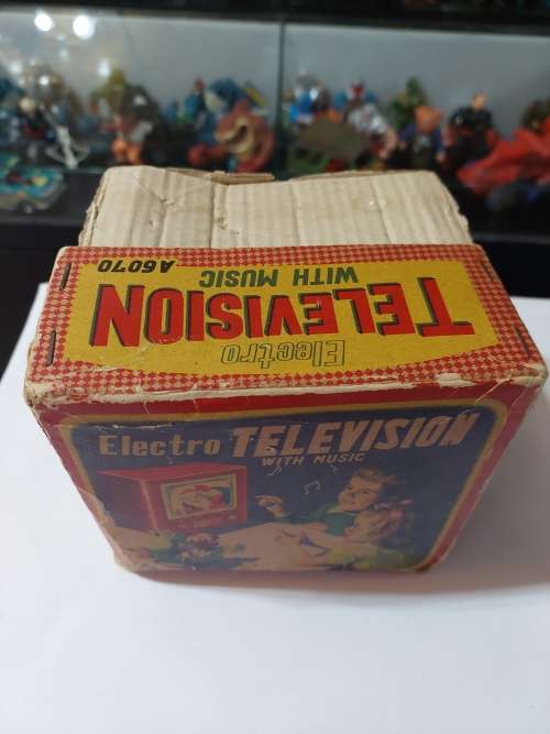 BOXED VINTAGE ELECTRO TELEVISION Vintage Figure