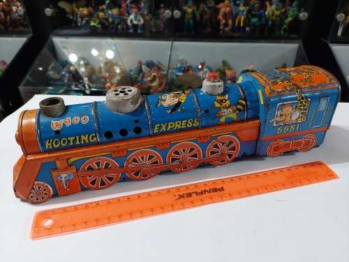 VINTAGE TIN TOY LOCOMOTIVE Vintage Figure