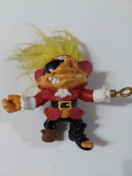 1992 HASBRO BATTLE TROLLS CAP`N TROLL Vintage Figure