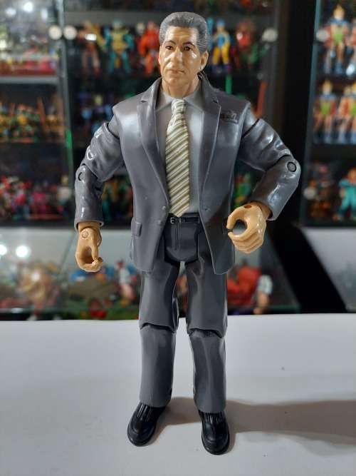 WWE 2004 VINCE MCMAHON Wrestling Figure Jakks Pacific