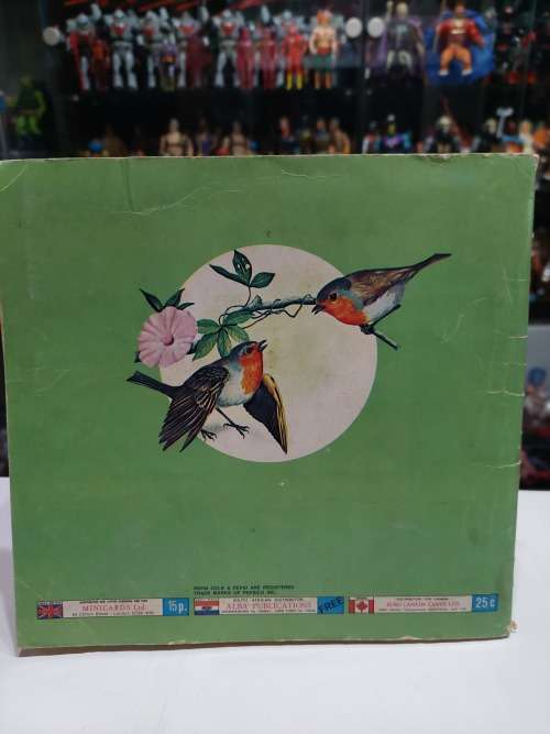 1979 BIRDS PANINI STICKER ALBUM 278/288 Stickers Present Vintage Figure