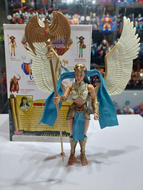 MOTUC Complete QUEEN GRAYSKULL Masters Of The Universe Classics Figure He-Man