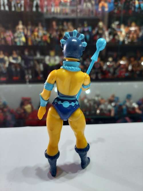 1982 Complete Evil-Lyn of He-Man-Masters of the Universe 50 (MOTU) Vintage Figure
