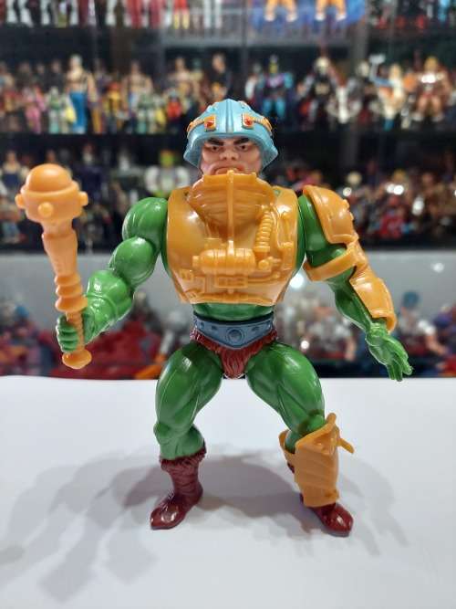 1982 Complete Man-At-Arms `Red Dot` of He-Man-Masters of the Universe #73 (MOTU) Vintage Figure