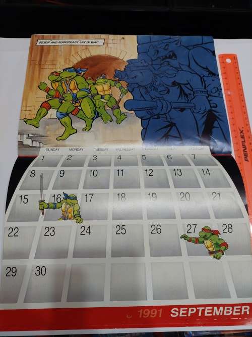 1990 TMNT HERO TURTLES CALENDAR Vintage Figure
