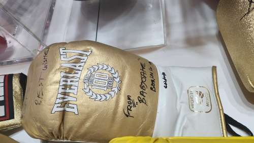 SIGNED BOXING GLOVE COLLECTION