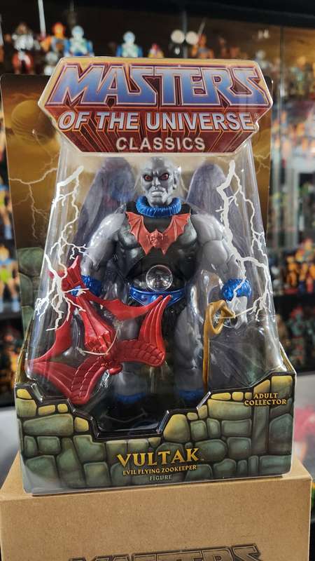 MOTUC VULTAK (MOC) Masters Of The Universe Classics Figure He-Man