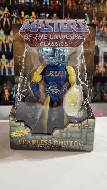 MOTUC FEARLESS PHOTOG (MOC) Masters Of The Universe Classics Figure He-Man