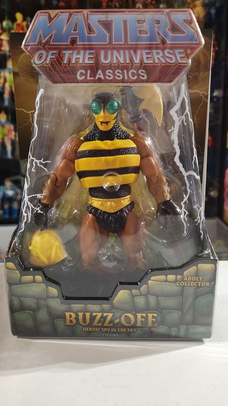 MOTUC BUZZ OFF (MOC) Masters Of The Universe Classics Figure He-Man