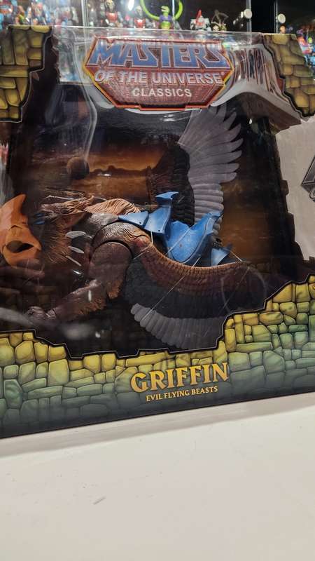 MOTUC GRIFFIN (MOC) MOTU Masters Of The Universe Classics Figure He-Man
