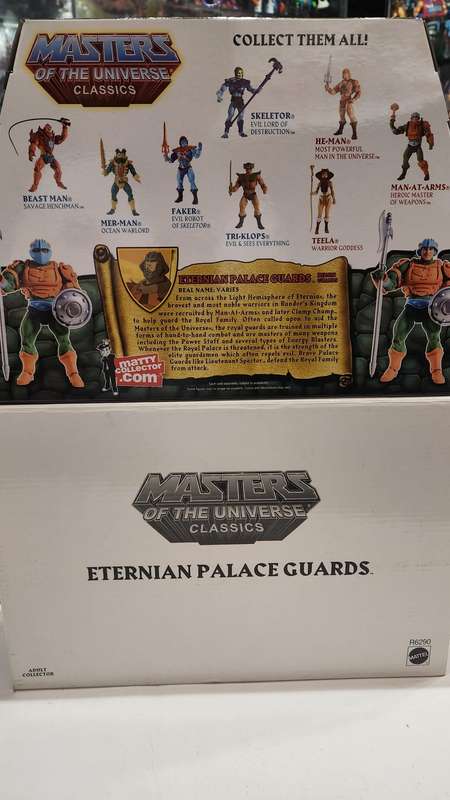 MOTUC ETERNIAN PALACE GUARDS (MOC) Masters Of The Universe Classics Figure He-Man