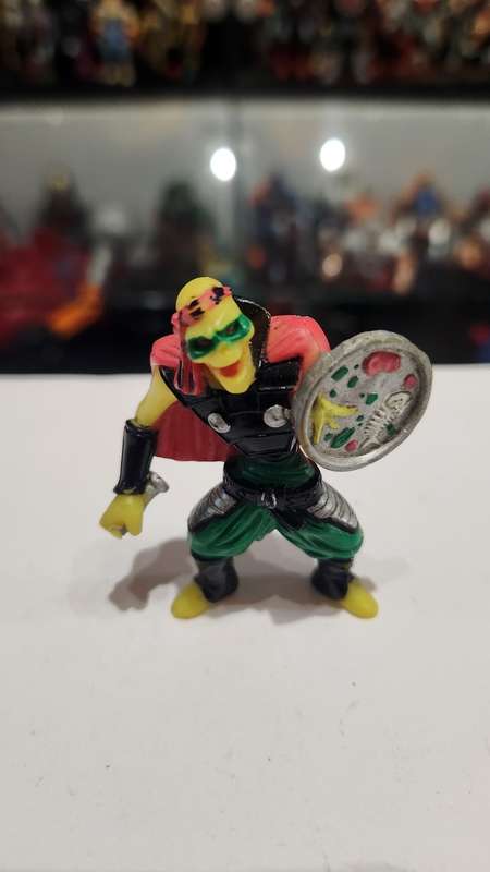1991 TRASH BAG BUNCH TRASHER Vintage Figure