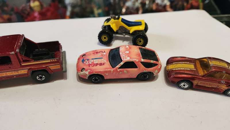 1980`s HOT WHEELS Lot Vintage Figure
