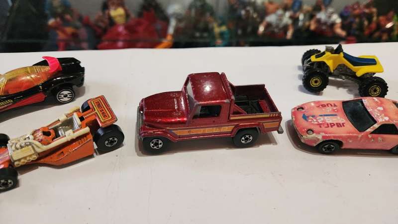 1980`s HOT WHEELS Lot Vintage Figure