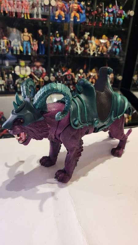 MOTUC Complete PANTHOR Masters Of The Universe Classics Figure He-Man