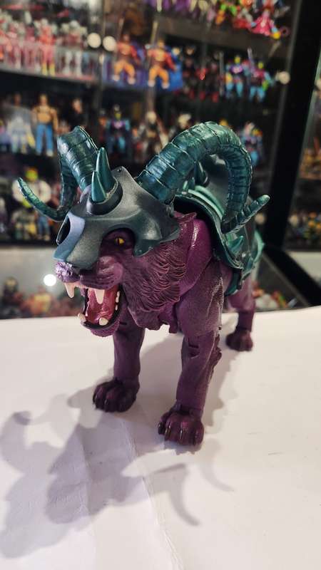 MOTUC Complete PANTHOR Masters Of The Universe Classics Figure He-Man