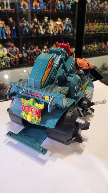 MOTUC Complete BATTLE RAM WITH MAN AT ARMS Masters Of The Universe Classics Figure He-Man