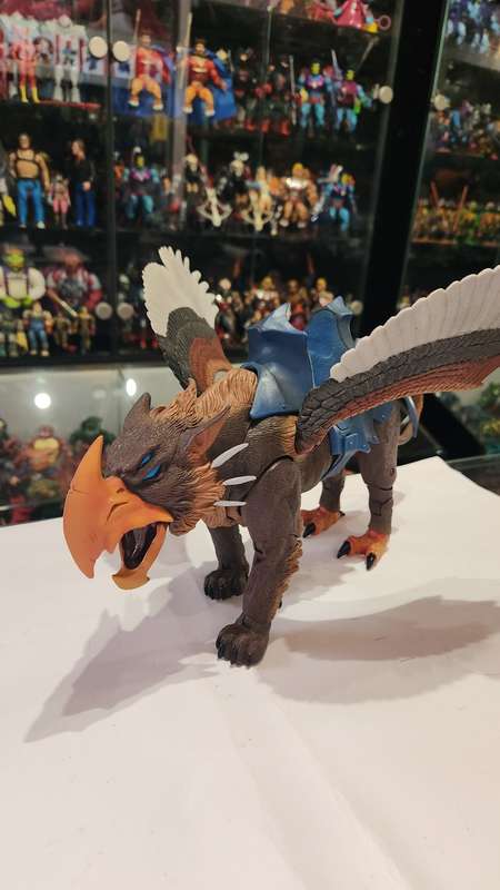 MOTUC Complete Griffin Masters Of The Universe Classics Figure He-Man