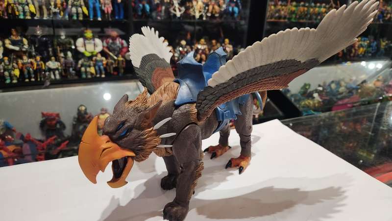 MOTUC Complete Griffin Masters Of The Universe Classics Figure He-Man