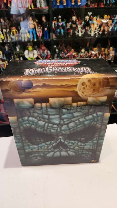 MOTUC BOXED KING GRAYSKULL Masters Of The Universe Classics Figure He-Man