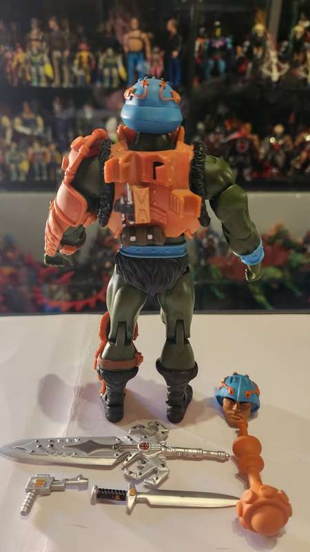 MOTUC Complete MAN AT ARMS Masters Of The Universe Classics Figure He-Man