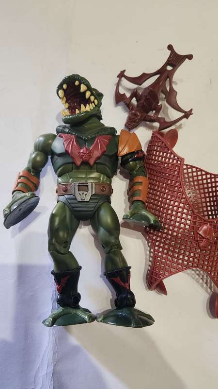 MOTUC Complete LEECH Masters Of The Universe Classics Figure He-Man