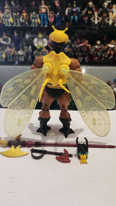MOTUC Complete BUZZ OFF Masters Of The Universe Classics Figure He-Man