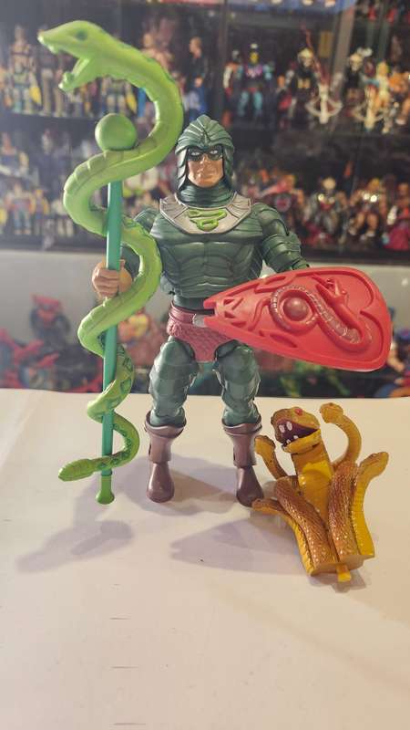 MOTUC Complete KING HISSS Masters Of The Universe Classics Figure He-Man