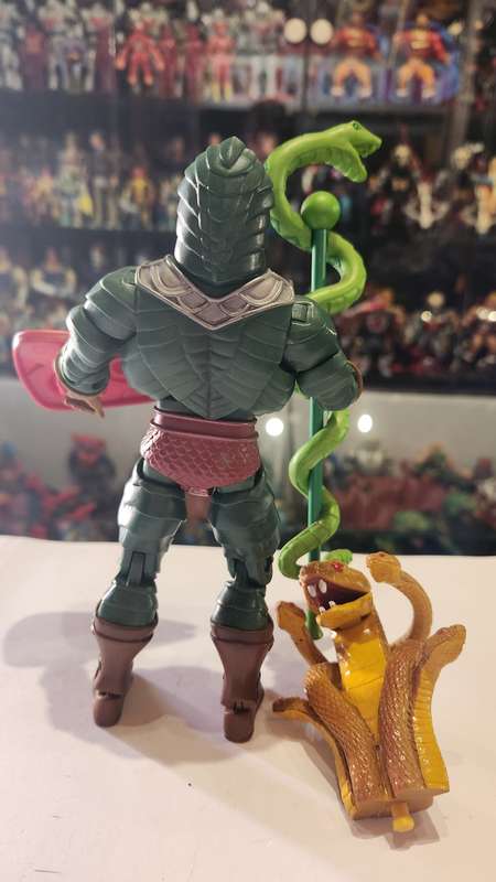 MOTUC Complete KING HISSS Masters Of The Universe Classics Figure He-Man