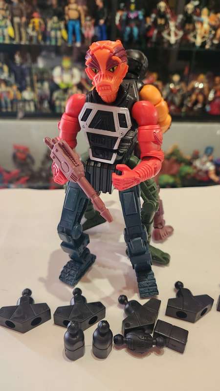 MOTUC Complete Multi-Bot Masters Of The Universe Classics Figure He-Man