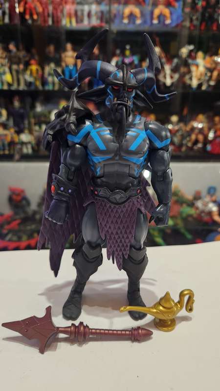 MOTUC Complete Prahvus Masters Of The Universe Classics Figure He-Man