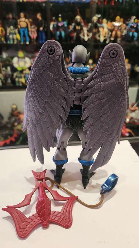 MOTUC Complete VULTAK Masters Of The Universe Classics Figure He-Man