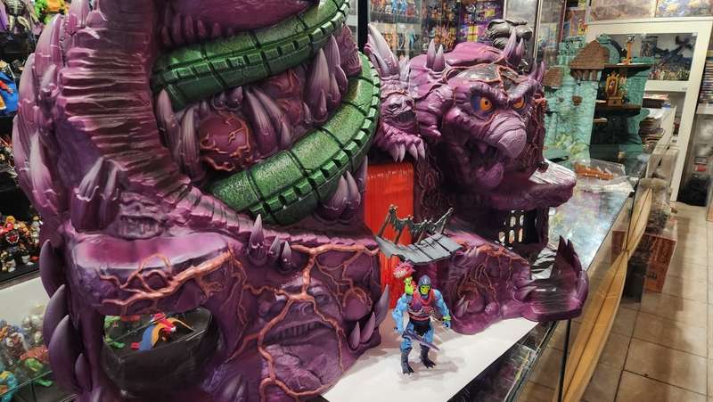 MOTUC Complete Super 7 SNAKE MOUNTAIN Masters Of The Universe Classics Figure He-Man