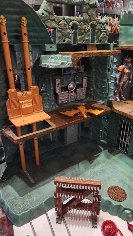 MOTUC Complete CASTLE GRAYSKULL Masters Of The Universe Classics Figure He-Man