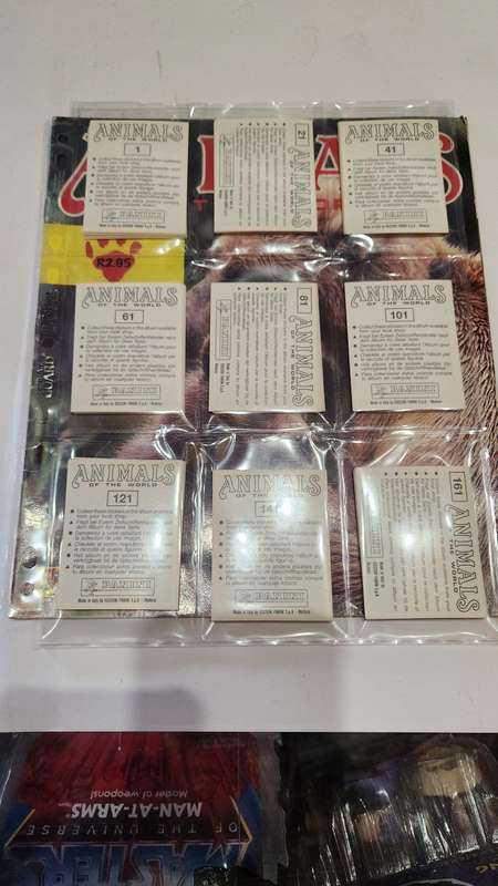 1990 Complete ANIMALS OF THE WORLD Panini Sticker Album (UNUSED STICKERS)