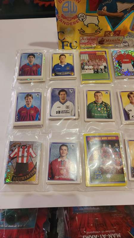1998 Complete PREMIER LEAGUE Sticker Album (UNUSED STICKERS)