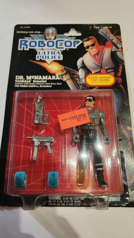 MOC 1988 ROBOCOP ULTRA POLICE `Dr. Mc NAMARA` Vintage Figure