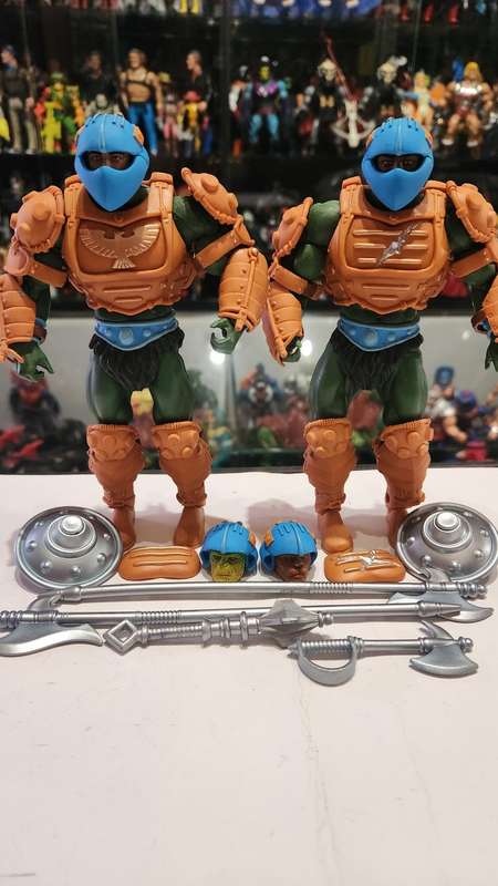 MOTUC Complete Eternian Palace Guards Masters Of The Universe Classics Figure He-Man
