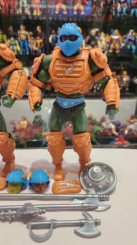 MOTUC Complete Eternian Palace Guards Masters Of The Universe Classics Figure He-Man