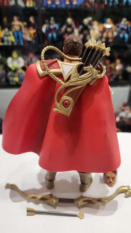 Motuc Bow Masters Of The Universe Classics Figure He-Man