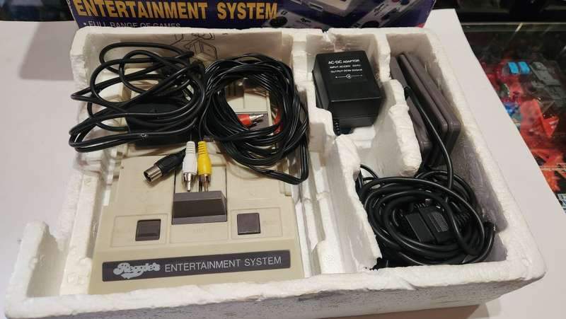 Boxed Reggies Tv Game Famicom