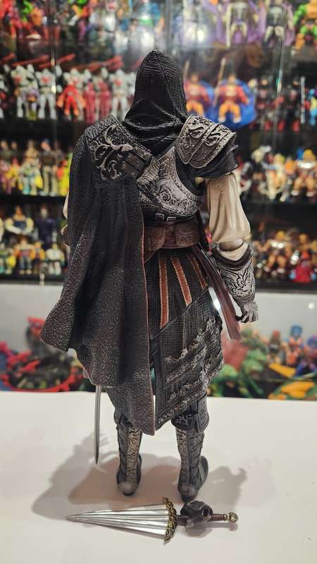 Play Arts Kai Ezio 10` Assassins Creed 2 Action Figure