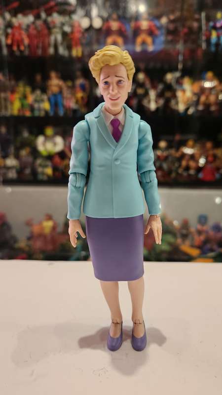 Marvel Legends Aunt May Action Figure