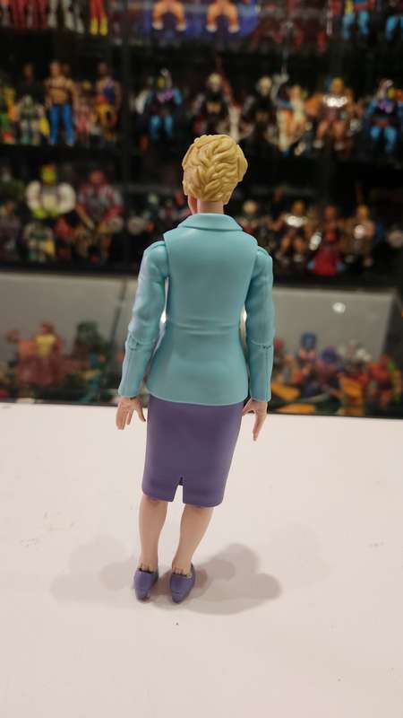 Marvel Legends Aunt May Action Figure