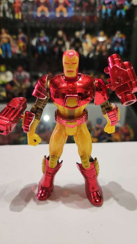 1994 Toy Biz Iron Man Vintage Action Figure