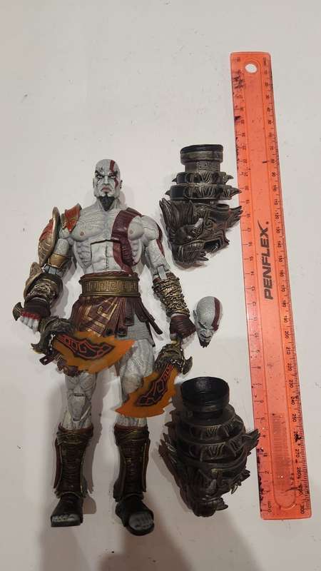 Neca God of War 3 Ultimate Kratos Action Figure